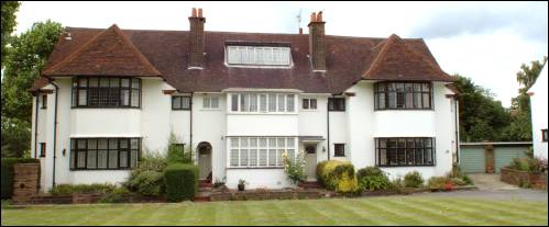 28-30 Temple Fortune Lane